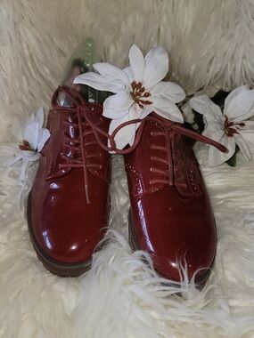 🆕️👞Nine West William Patent Oxfords, Sz 7-1/2, Wine